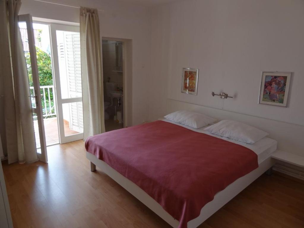 Apartments With A Parking Space Rab - 16359 Banjol エクステリア 写真